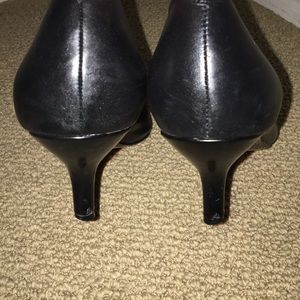 Nine West Shoes - Nine West Black Kitten Heel, Size 8.5 Nine West Shoes - Nine West Black Kitten Heel, Size 8.5